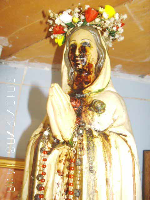 Tears of Blood from The Statue of the Virgin Mary (Paraguay)